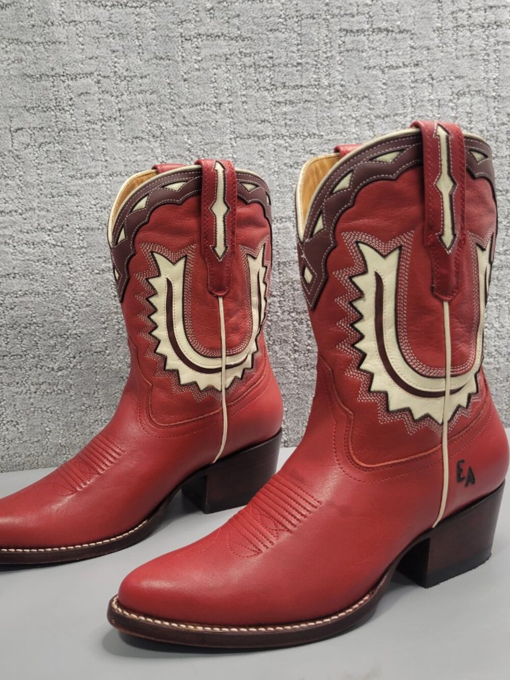 Tecovas the Jolene Women's Size US 7.5B Crimson Bine Cowhide Cowgirl Boots. - Picture 10 of 11
